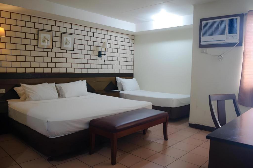 Country Village Hotel Cagayan de Oro Bagian luar foto