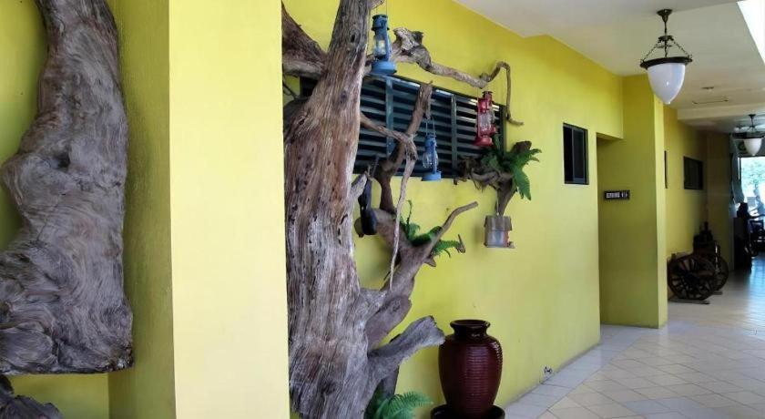 Country Village Hotel Cagayan de Oro Bagian luar foto
