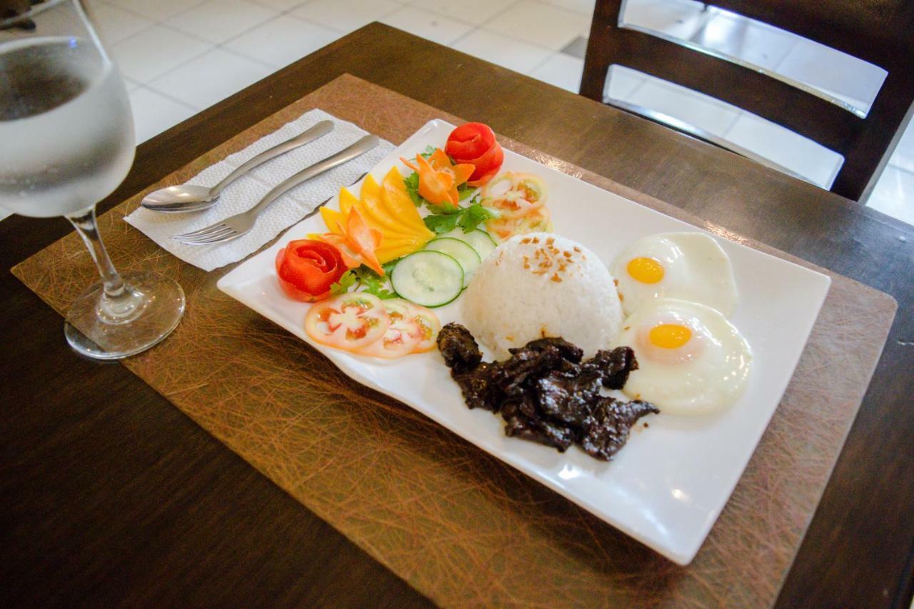 Country Village Hotel Cagayan de Oro Bagian luar foto